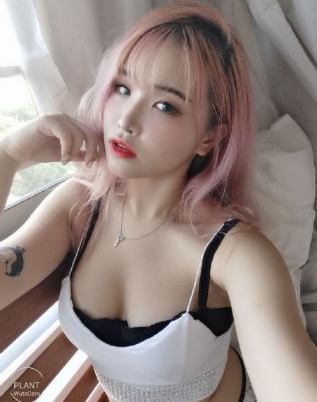 用我的手指搅乱吧在线观看
